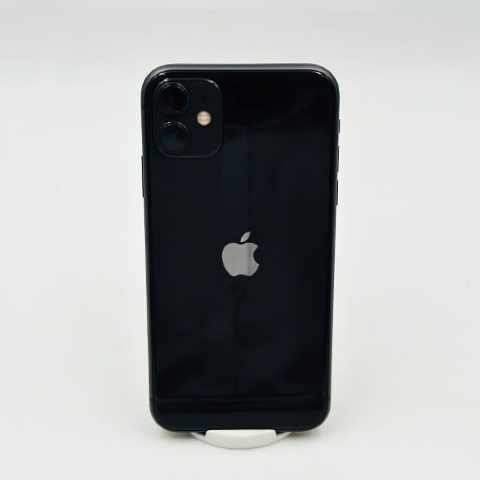 Apple iPhone 11 - 128GB (USED)