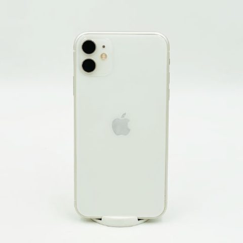 Apple iPhone 11 - 128GB (USED)
